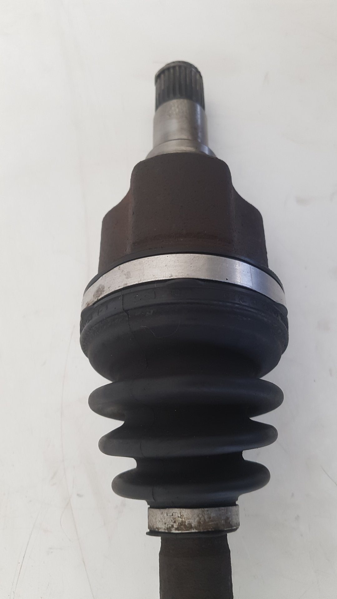2005 Volvo V50  Estate DRIVESHAFT - PASSENGER FRONT (MANUAL) (ABS) 30741287