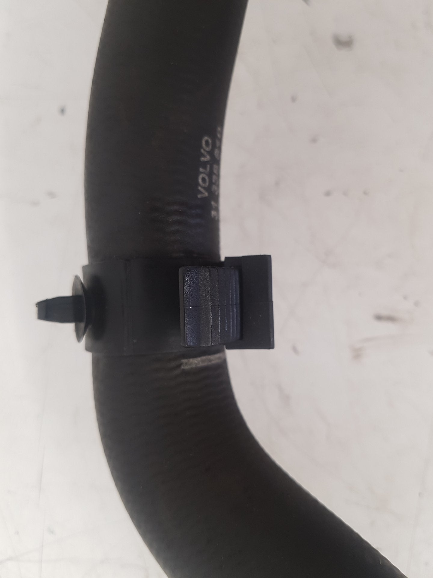 2012 Volvo S60  Saloon RADIATOR HOSE 31338810