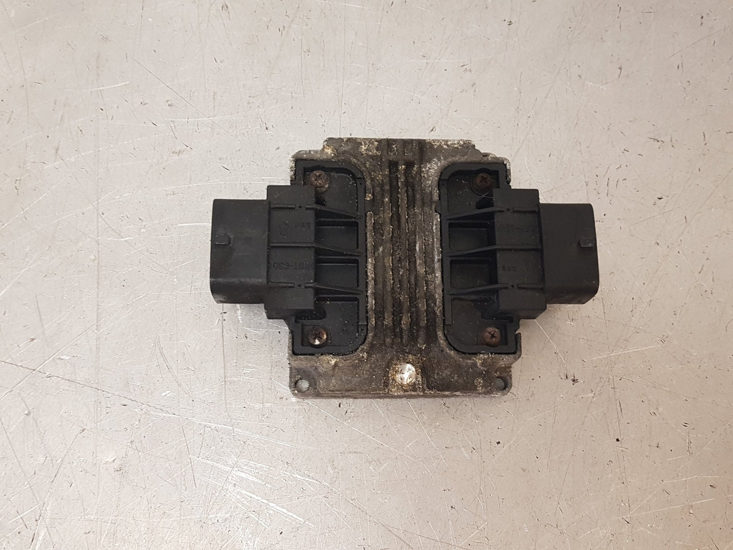 2003 - 2005 Saab 9-3  Convertible Transmission ECU 55353074