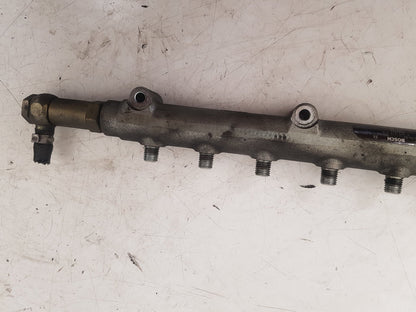 2001 - 2008 Volvo V70  Estate Injection Rail 8658252