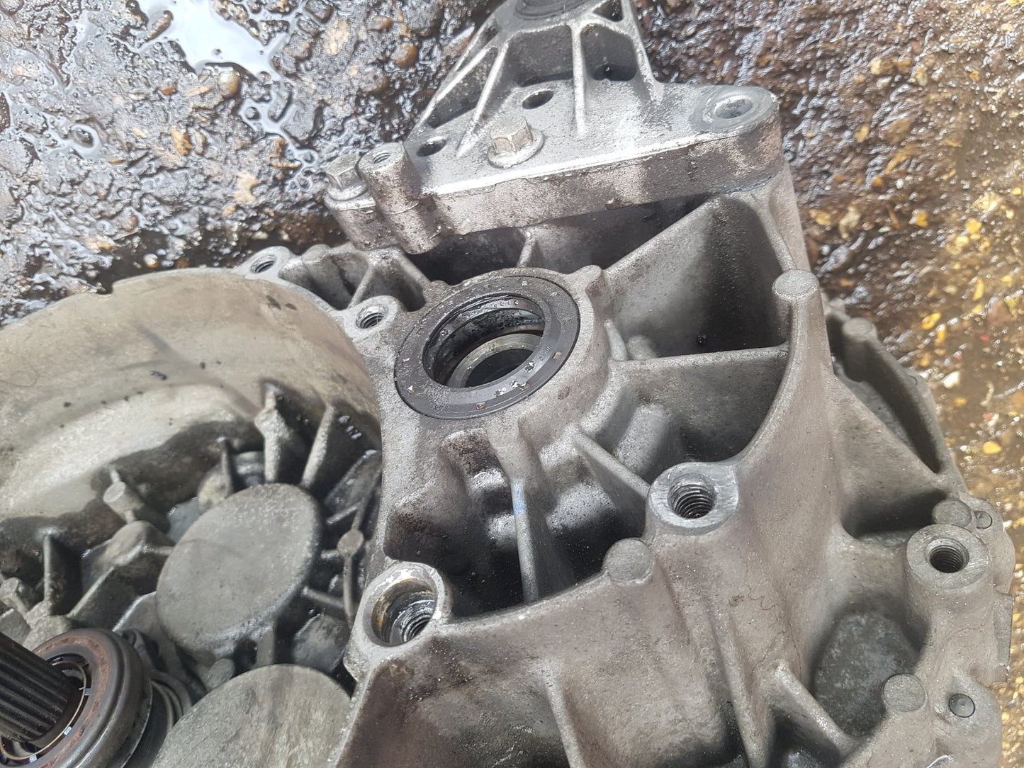 2010 - 2015 Volvo V70  Estate Manual Gearbox CG9R 7002 JC