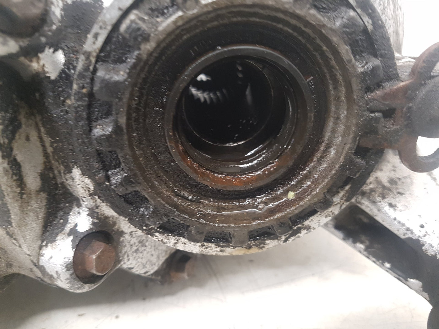 2005 - 2007 Volvo XC70  Estate Rear Differential Assembly 6510002200