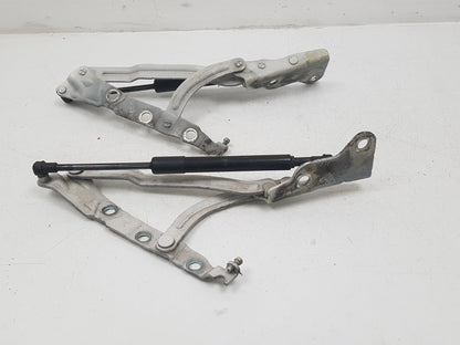 2005 - 2012 Volvo S40  Saloon Bonnet Hinge/Strut 31278214