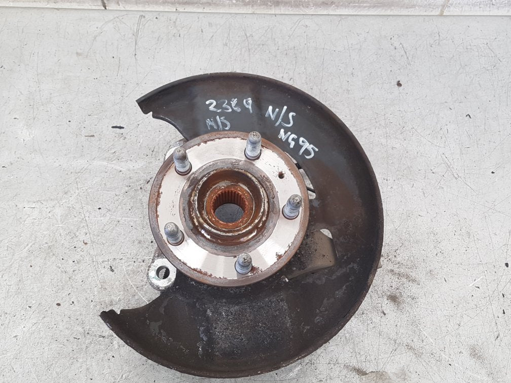 2010 - 2012 Saab 9-5  Saloon Left Front Hub Assembly 13219080