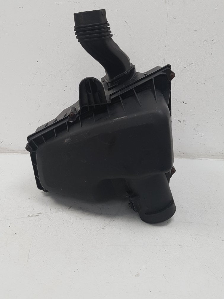 2007 - 2015 Volvo V70  Estate Air Filter Box 7G919600CD
