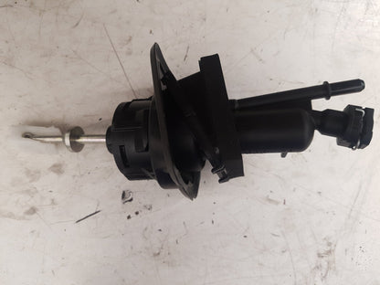 2010 - 2012 Volvo V50   Estate Clutch Master Cylinder 31325415