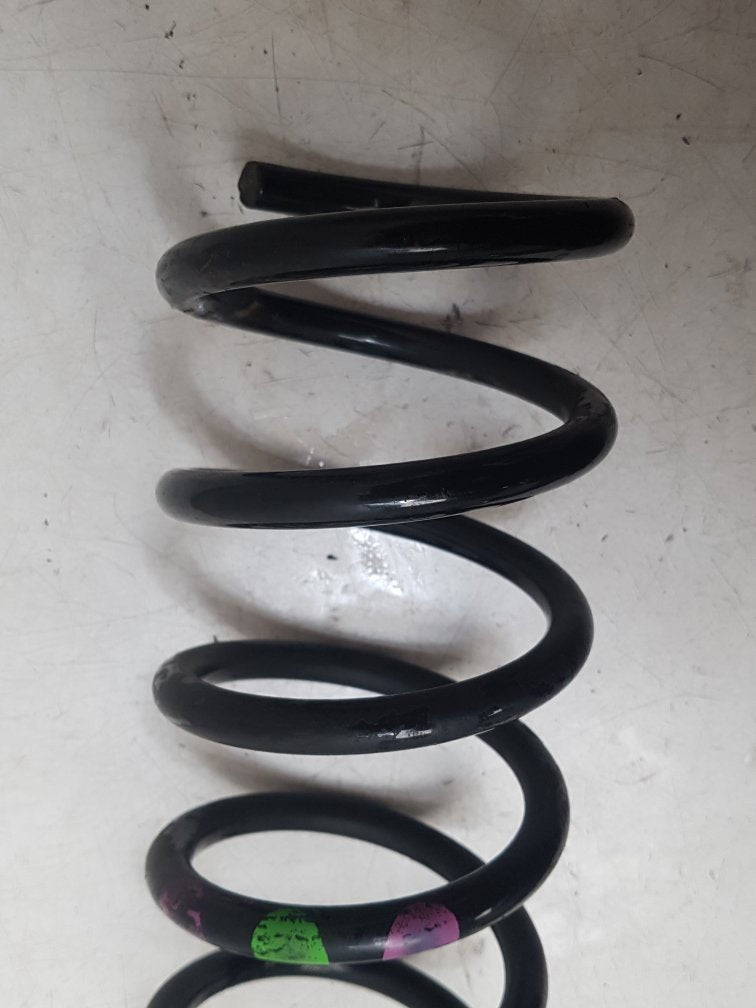 2012 - 2017 Volvo V40  Hatchback SPRING (REAR) 31360188