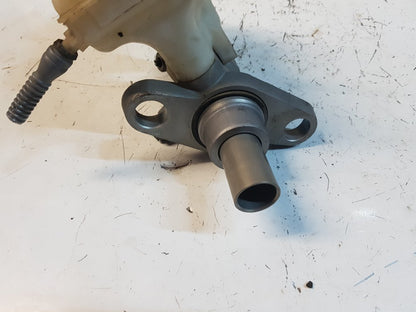 2010 - 2012 Saab 95  Saloon Brake Master Cylinder 41550110