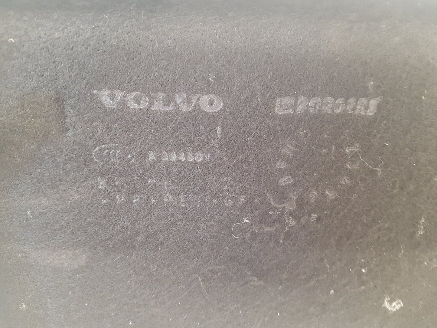 2012 - 2020 Volvo V40  Hatchback Parcel Shelf