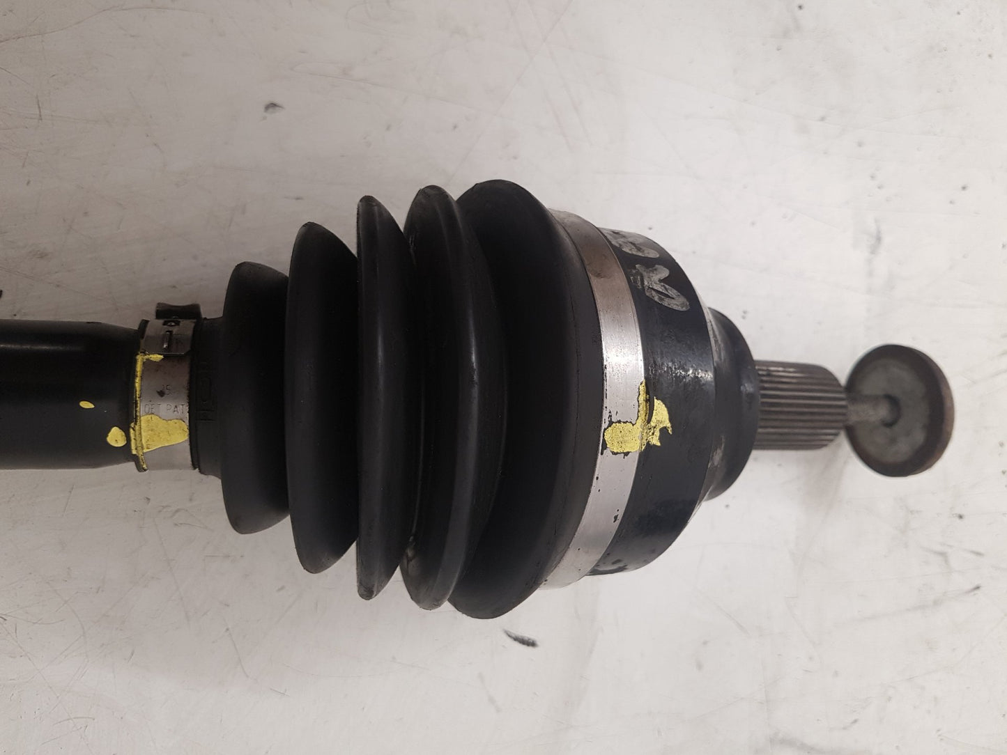 2010 Volvo C30  Hatchback Left Front Drive Axle 36001180