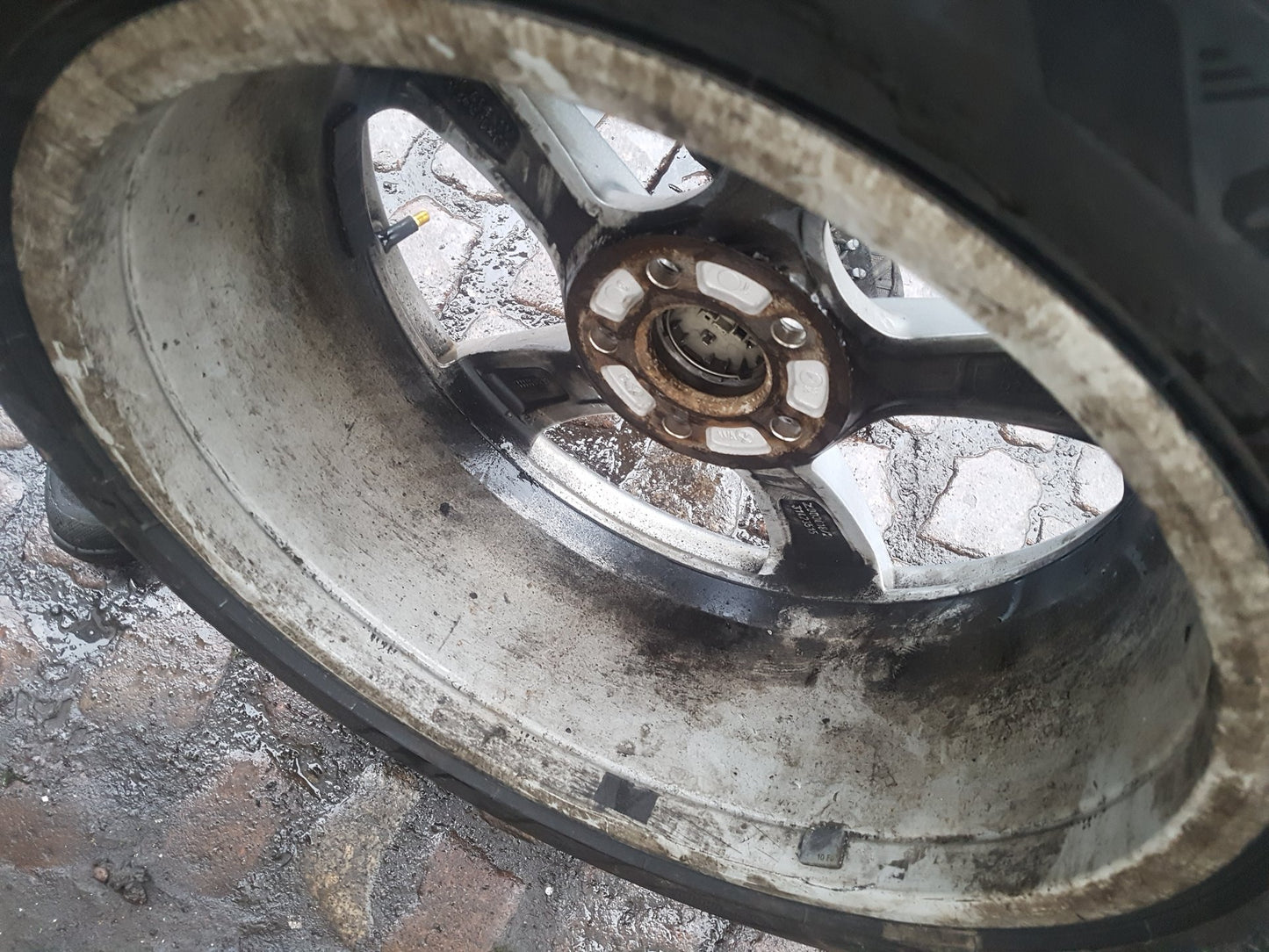 2017 - 2025 Volvo V90 235, 236 Estate Alloy Wheel 31423515