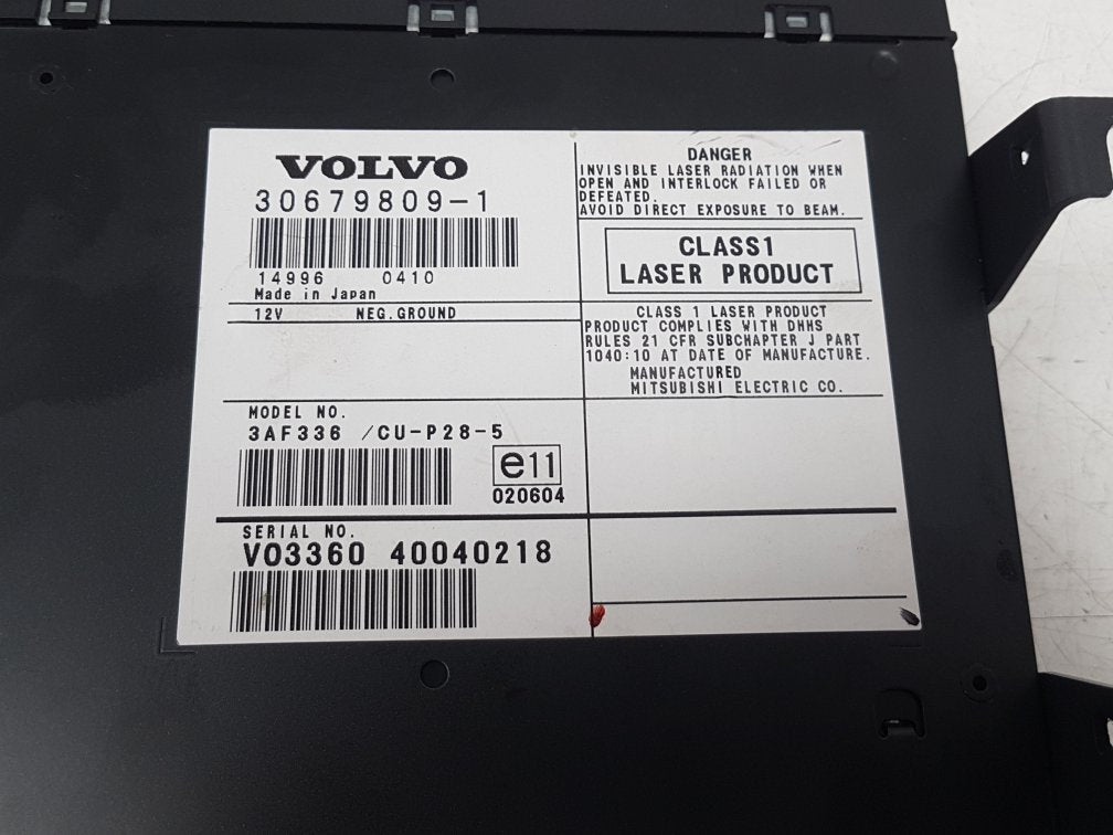 2002 - 2006 Volvo XC90  Estate CD Player 30679808-1