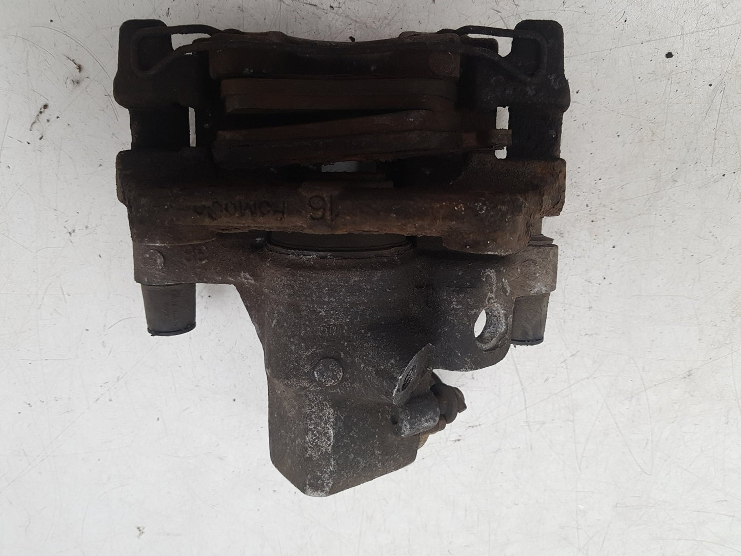 2008 - 2009 Volvo C70  Convertible Right Front Caliper 36000704