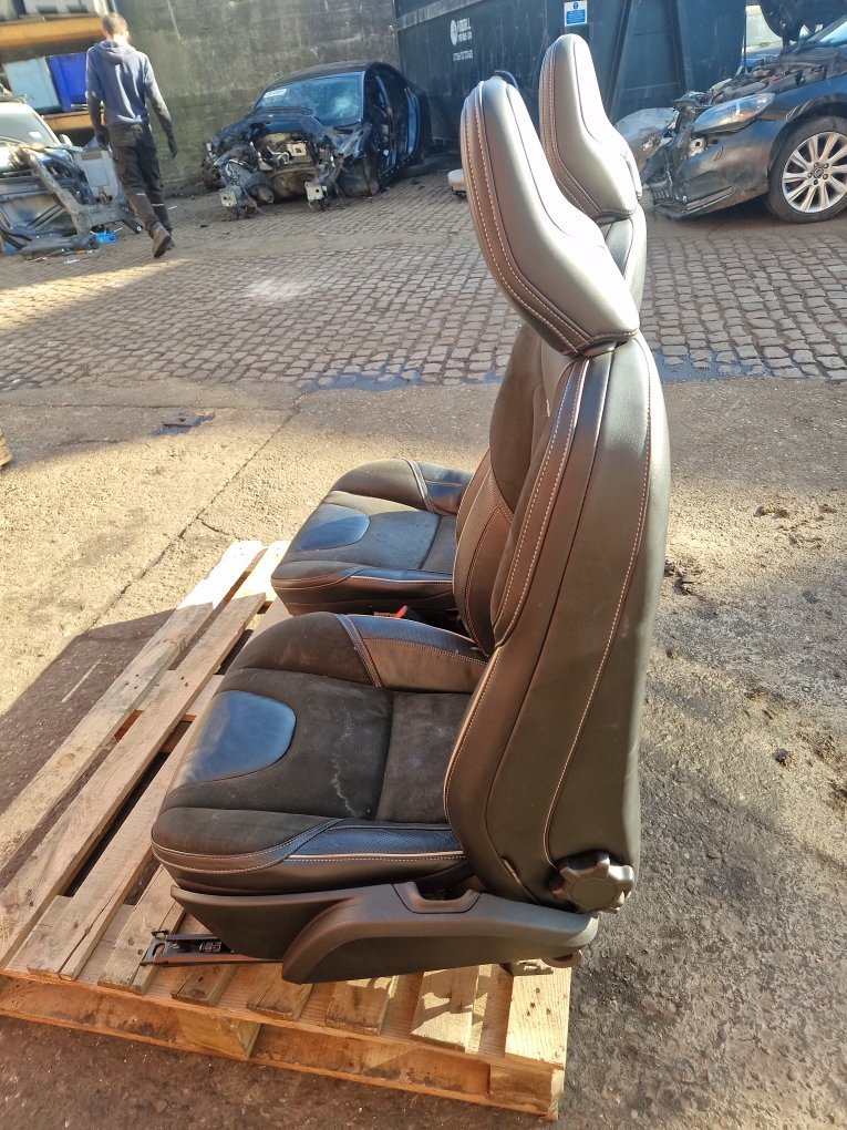2012 - 2017 Volvo V40  Hatchback Seats Set