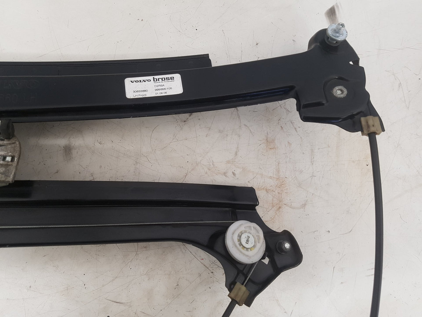 2007 - 2013 Volvo C70  Convertible WINDOW REGULATOR/MECH ELECTRIC  (FRONT PASSENGER SIDE) 30633660