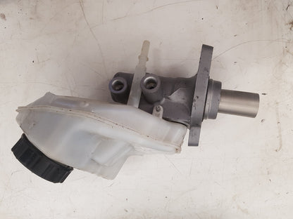 2008 - 2013 Volvo XC60 I 156 Estate BRAKE FLUID RESERVOIR AND MASTER CYLINDER