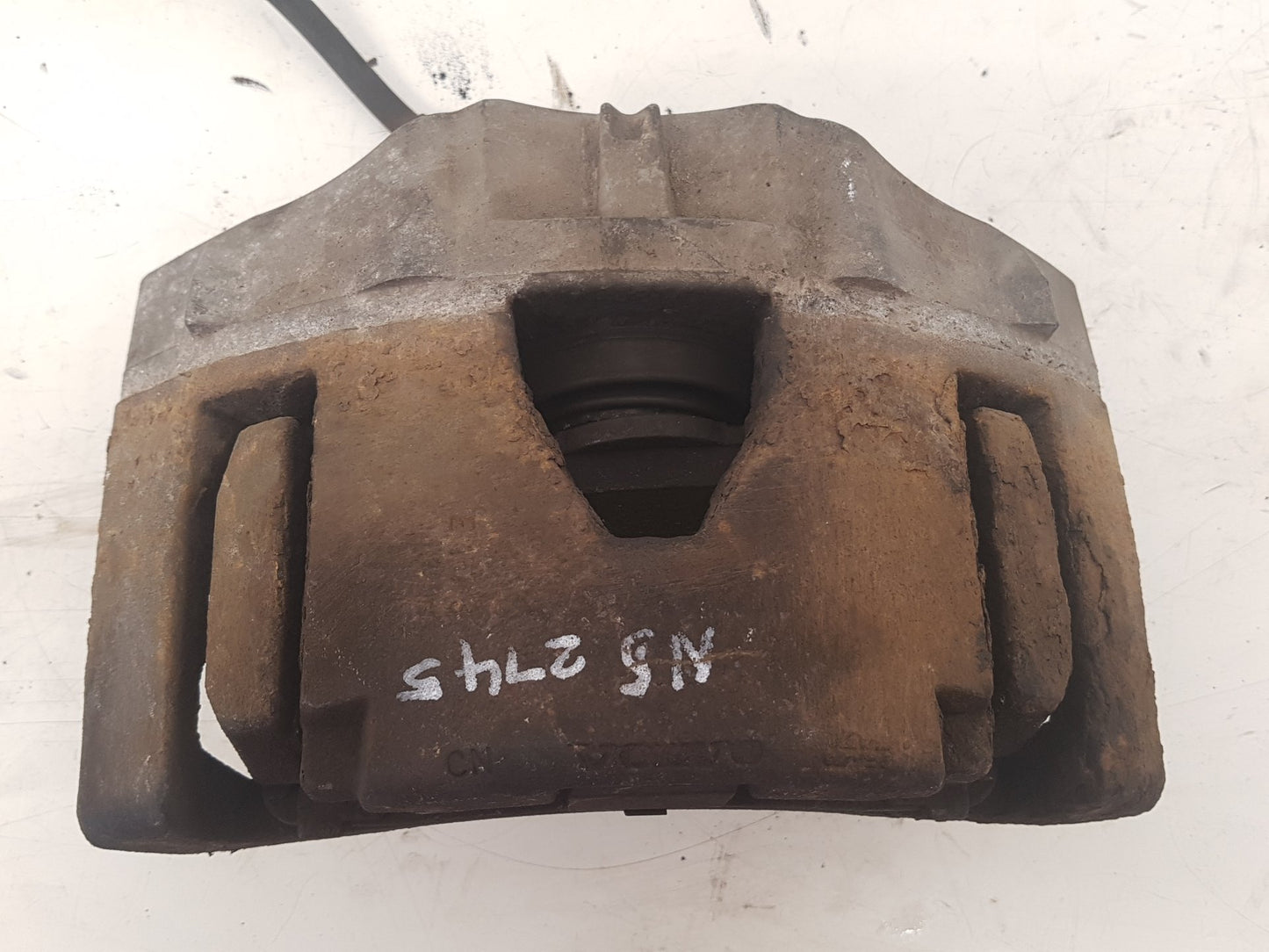 2004 Volvo XC90  Estate Right Front Caliper 30657307