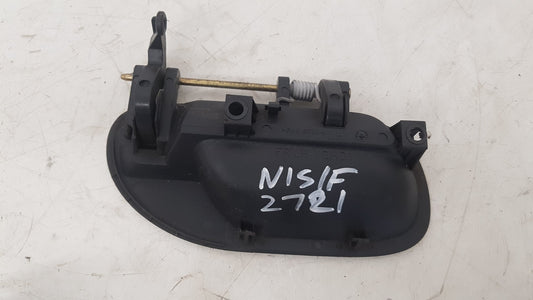 2000 - 2004 Volvo V40  Estate DOOR HANDLE - EXTERIOR (FRONT PASSENGER SIDE)