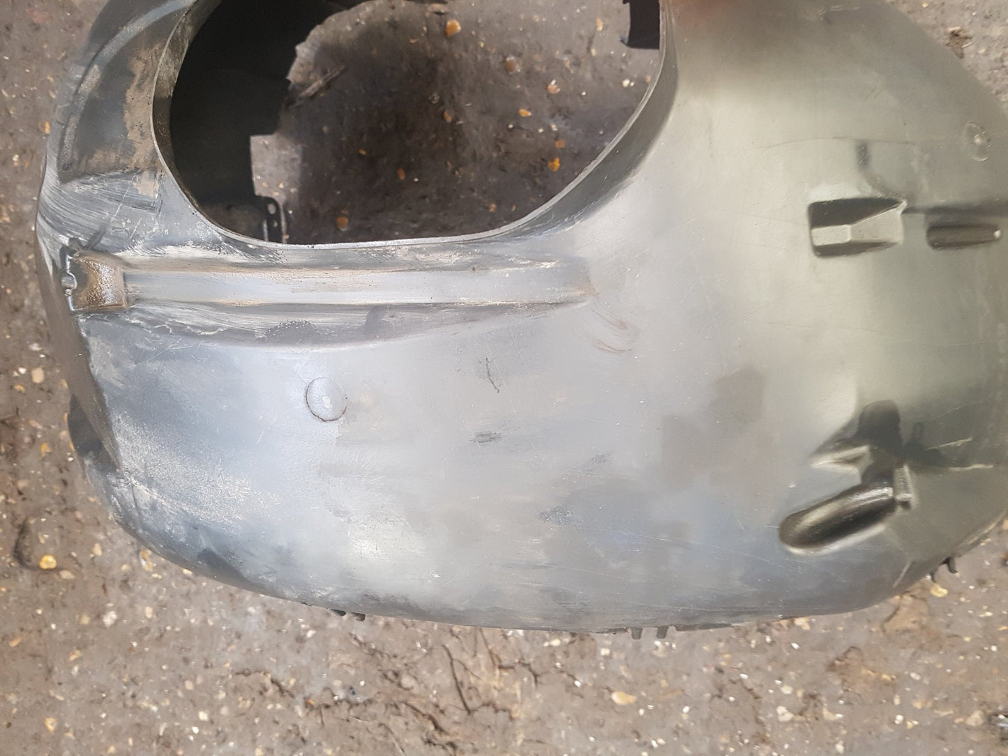 2006 - 2010 Volvo C70  Convertible Left Front Guard Liner 30787469