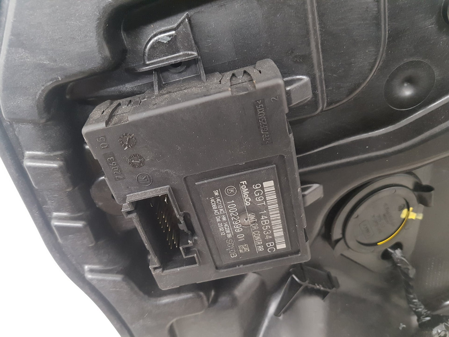 2008 - 2013 Volvo XC60 I 156 Estate Volvo XC60 Rear Window Regulator with Wiring & Door Control Unit 30753330 2008-2017 30753330