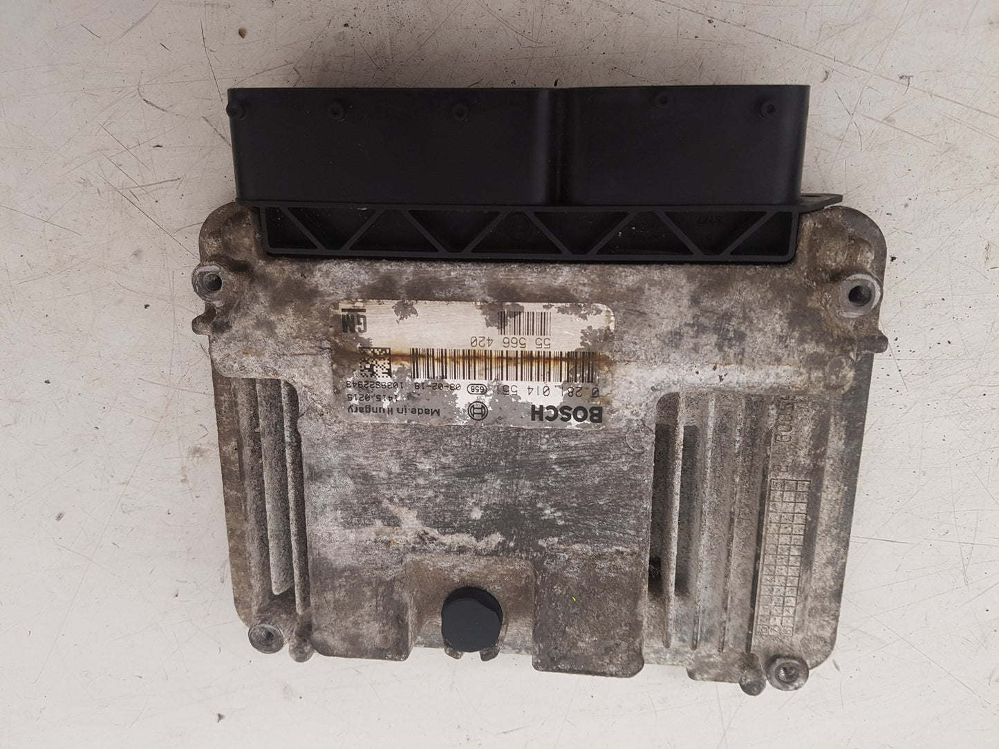 2003 - 2015 Saab 9-3  Convertible Engine ECU 55566420