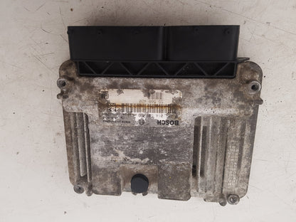 2003 - 2015 Saab 9-3  Convertible Engine ECU 55566420