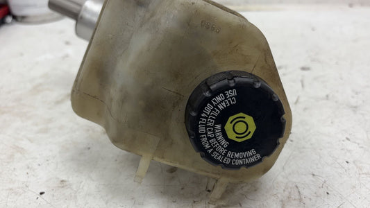 2010 Saab 9-3  Estate Brake Master Cylinder 32067070