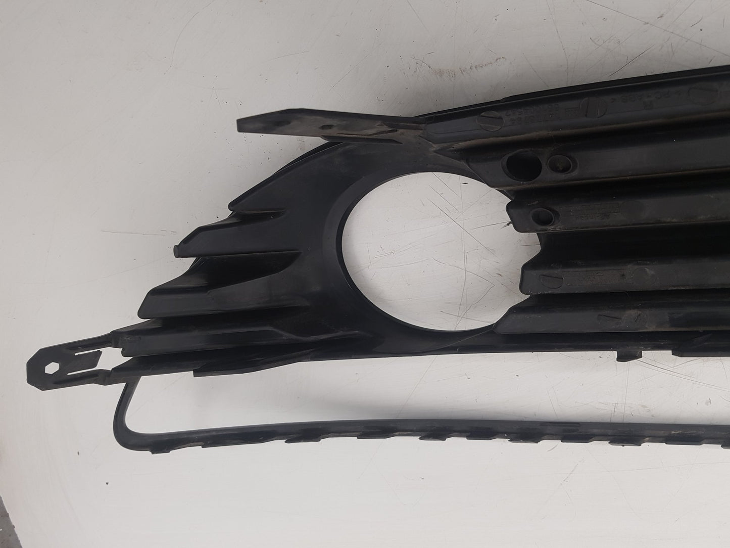 2010 - 2012 Saab 95  Saloon FOG LIGHT GRILL (RIGHT) 12776794