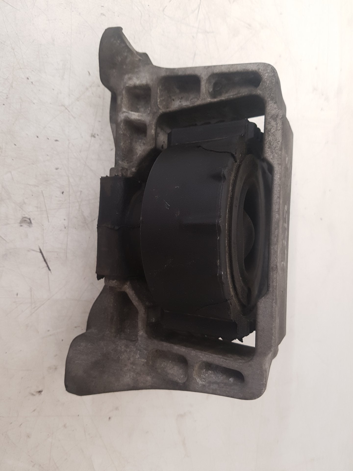 2006 - 2012 Volvo C30  Hatchback Engine Mount