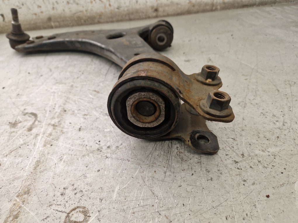 2006 - 2012 Volvo C70  Convertible WISHBONE (FRONT PASSENGER SIDE)