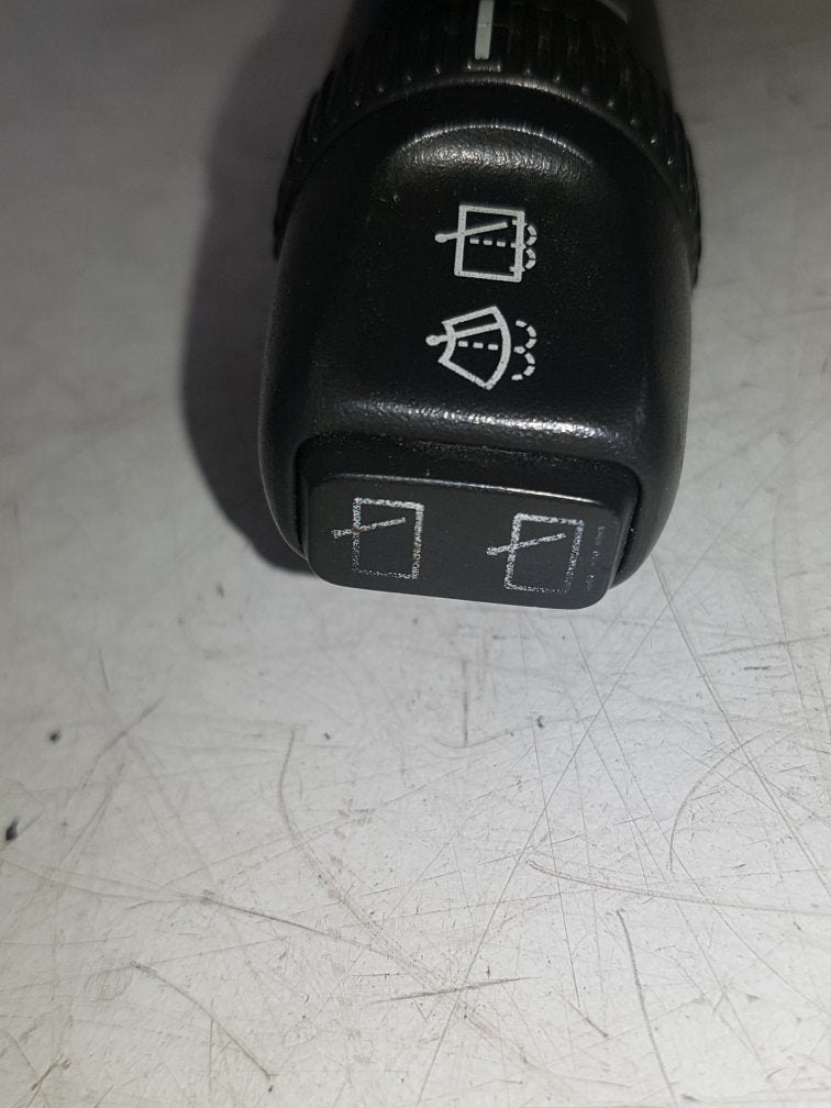 2005 - 2008 Volvo V70  Estate Wiper Switch 30768101