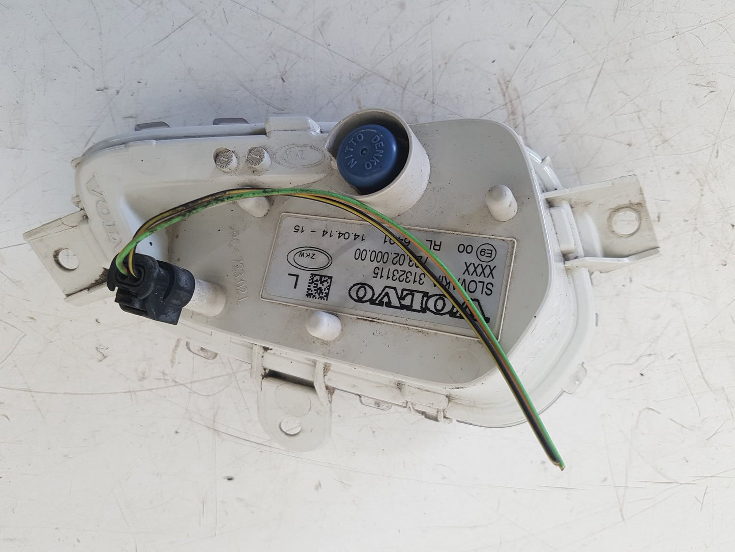 2012 - 2016 Volvo V40  Hatchback LED DAYTIME RUNNING LIGHT (PASSENGER SIDE) 31323115