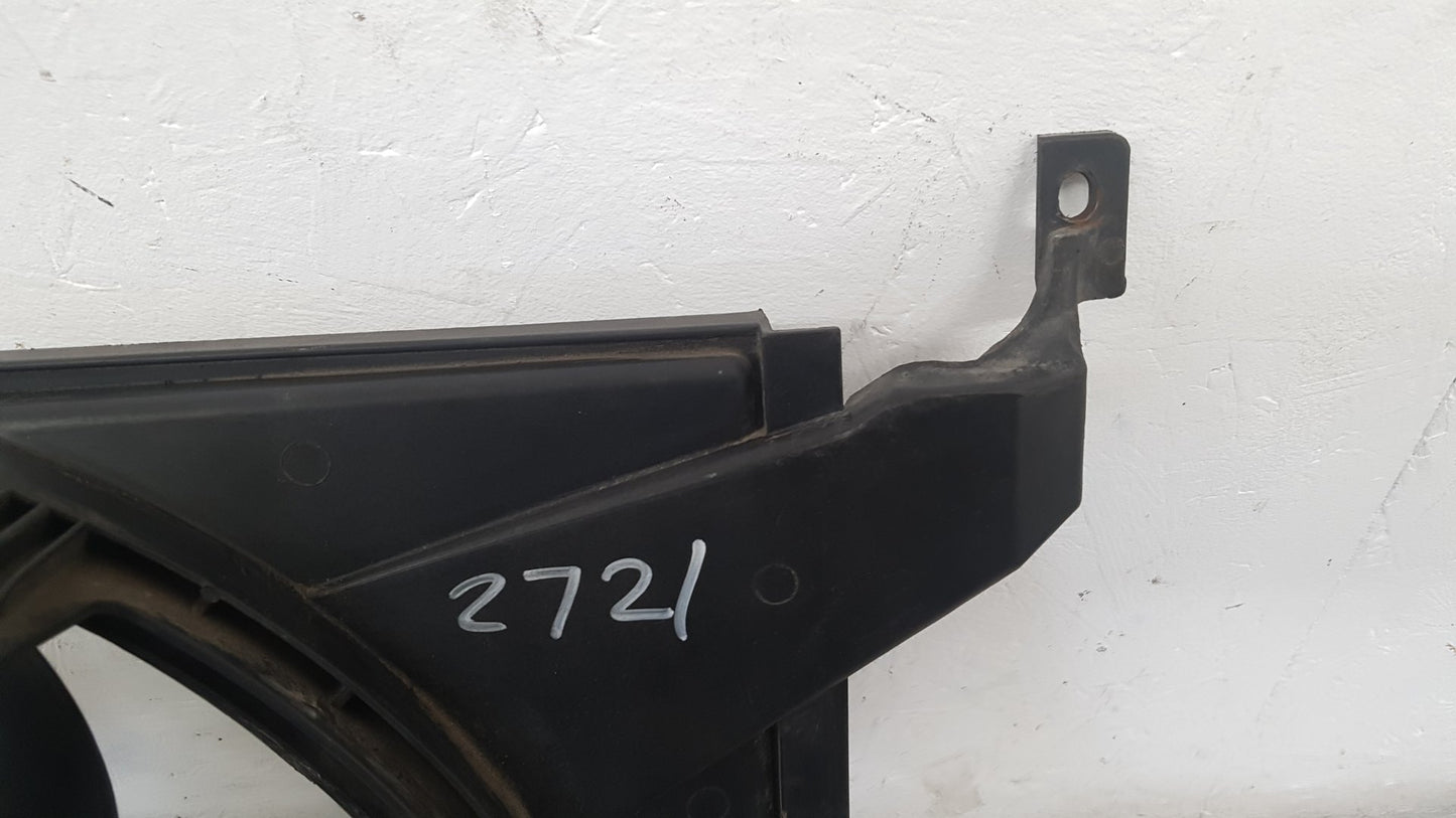 2000 - 2004 Volvo V40  Estate Radiator Shroud 8240276