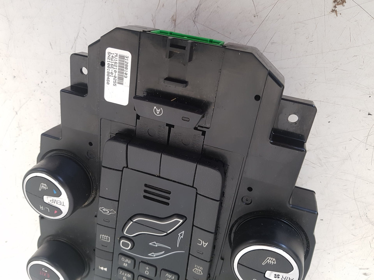 2012 - 2015 Volvo V40  Hatchback HEATER & RADIO CONTROL PANNEL 31288103