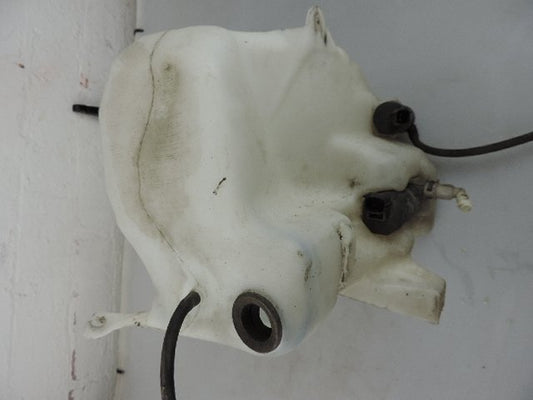 2004 - 2012 Volvo C70   WASHER BOTTLE & MOTOR