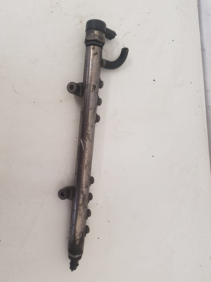 2009 - 2013 Volvo V60  Estate Injection Rail 0445215025
