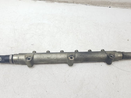 2002 - 2006 Volvo XC90  Estate Injection Rail 0445215015 30622085 0 445 215 015