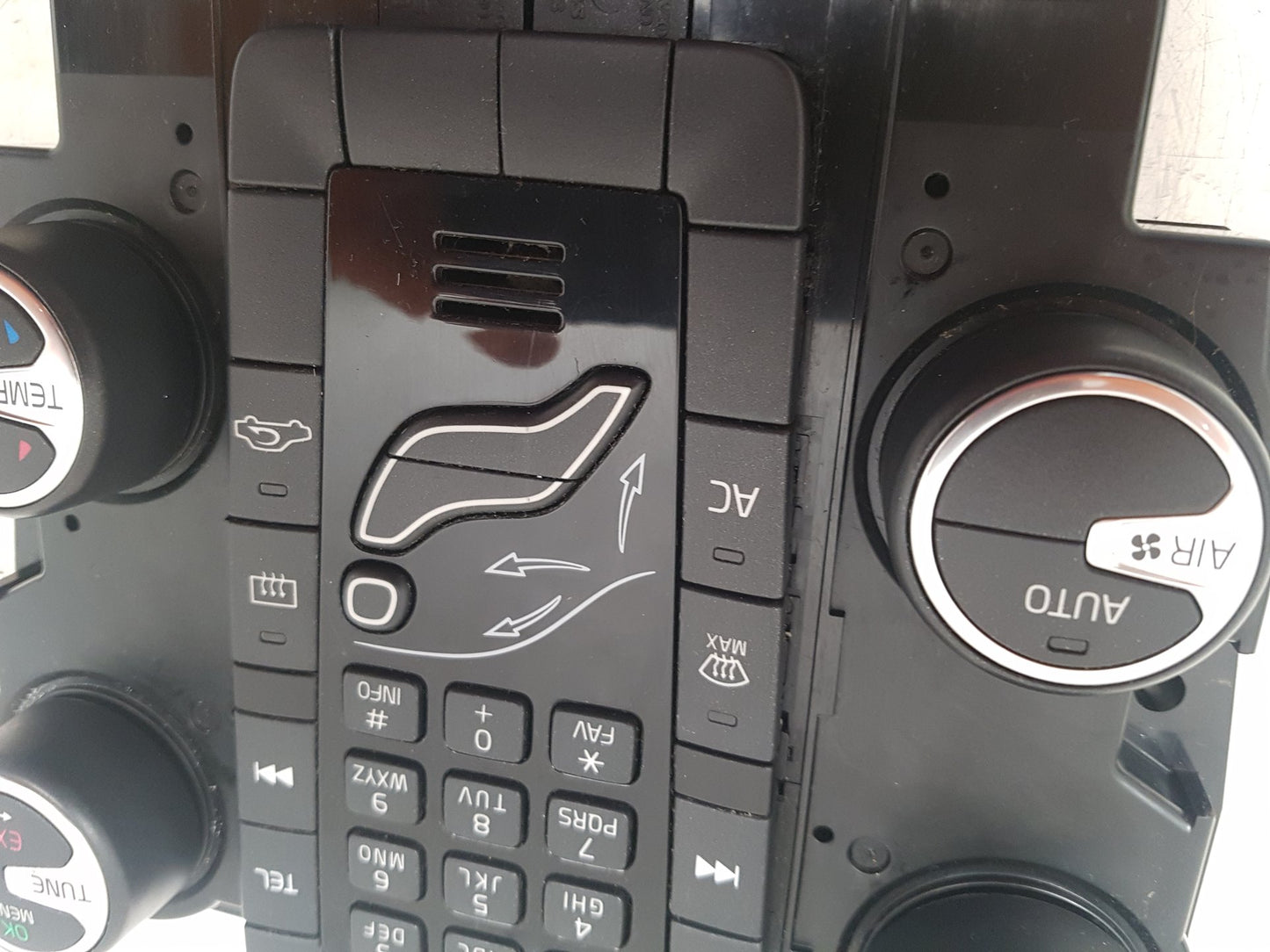 2012 - 2019 Volvo V40  Hatchback Heater Controls 31288104