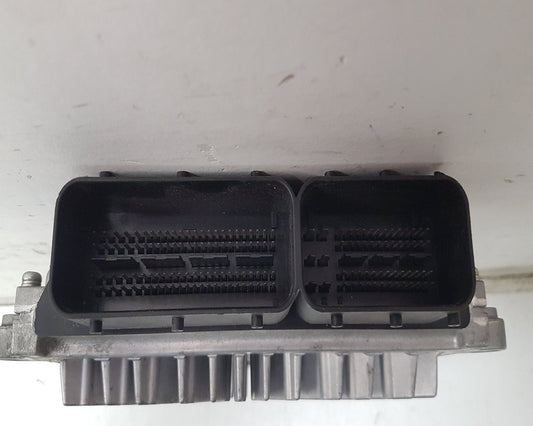 2006 - 2009 Volvo C70  Convertible Engine ECU 30743102