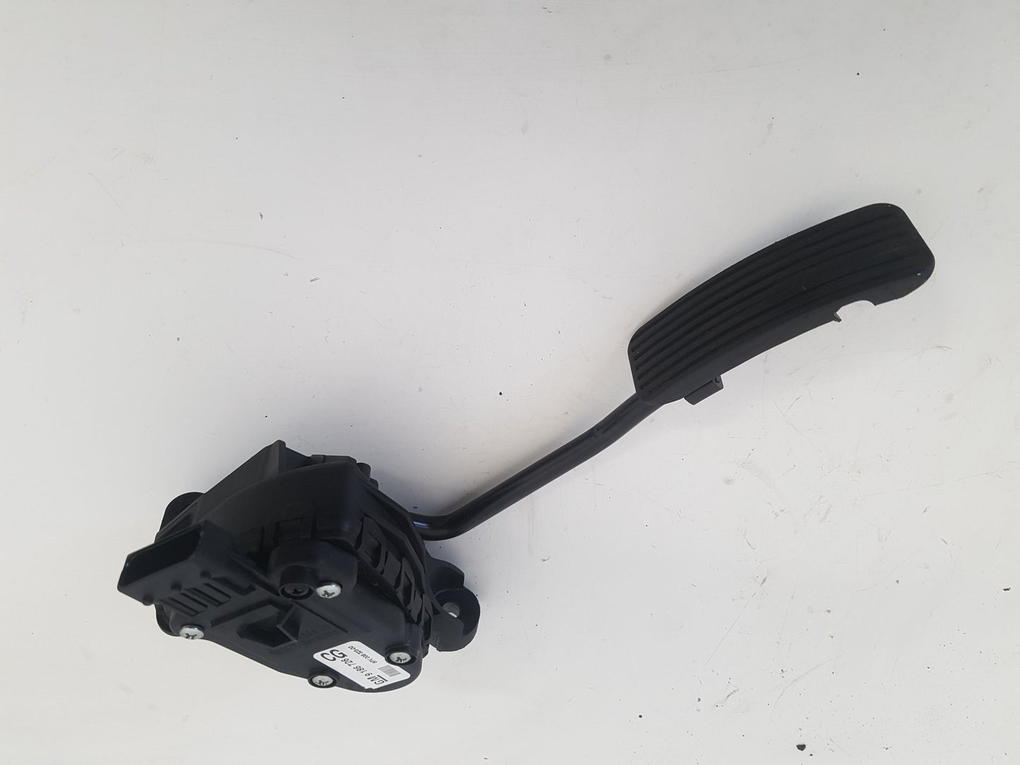 2005 - 2015 Saab 9-3  Estate Accelerator Pedal 9186726
