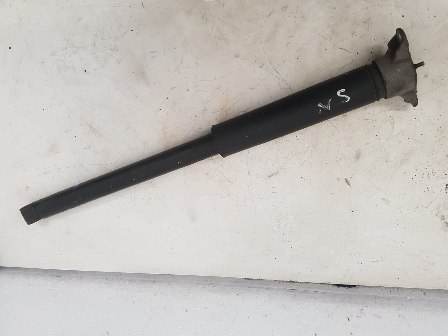 2012 - 2016 Volvo V40  Hatchback REAR SHOCK ABSORBER 8V6118159AB