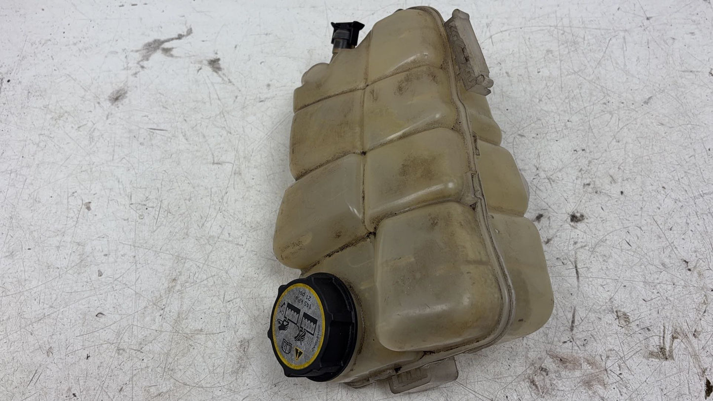 2013 - 2016 Volvo V40 III 525 Hatchback Radiator Pressure Bottle 31338764