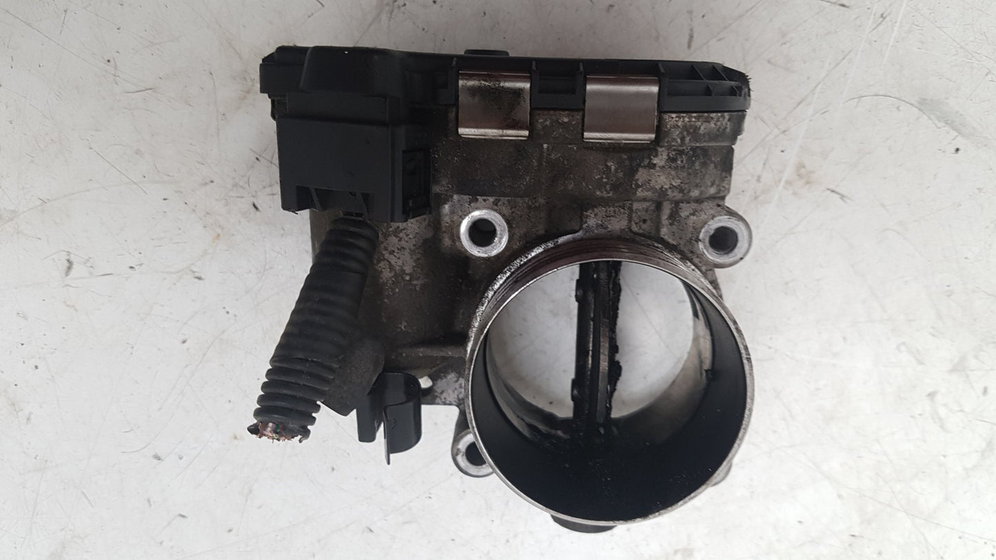 2003 - 2014 Volvo XC90 I 275 Estate Throttle Body 8692720