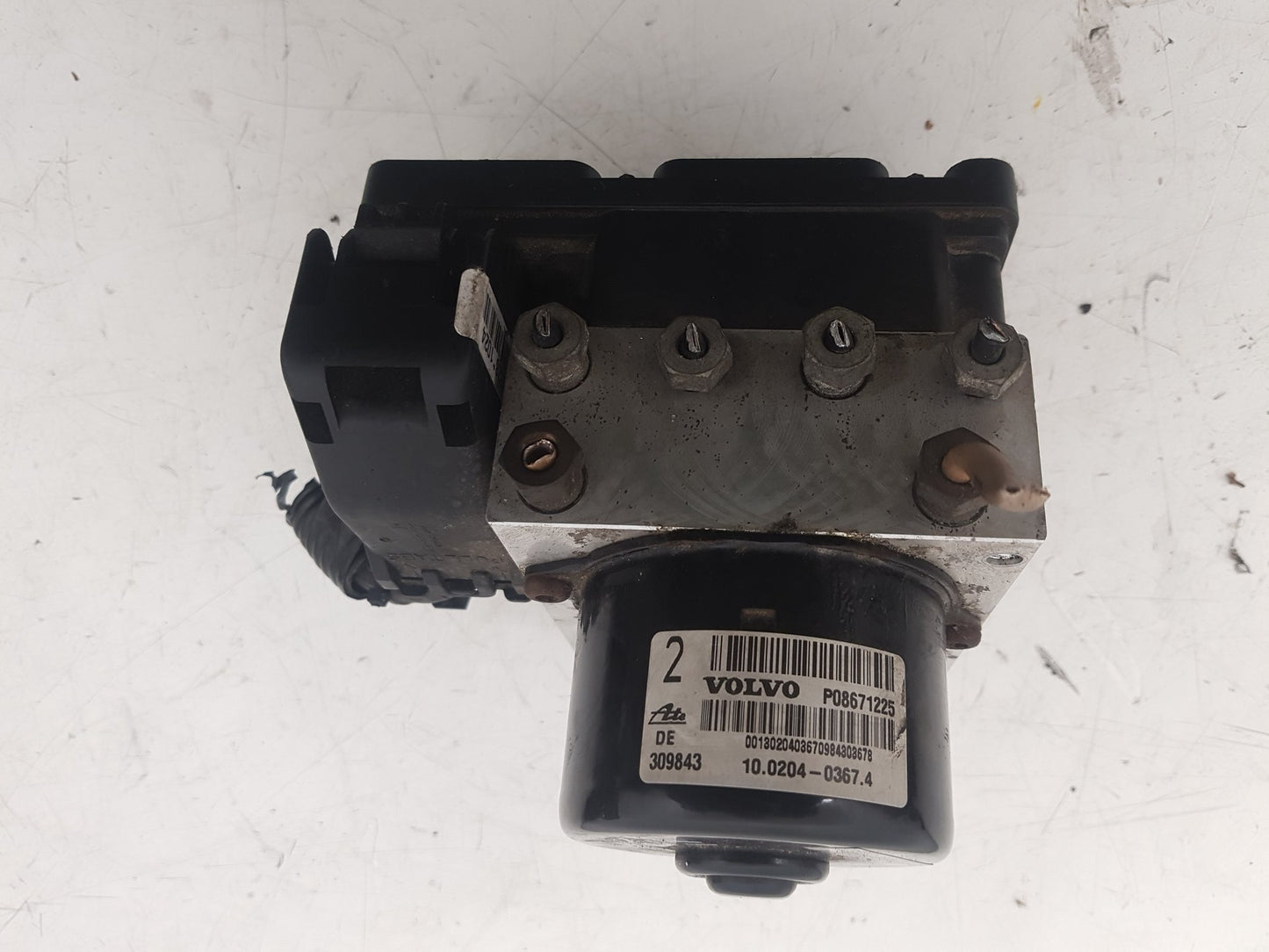 2002 - 2004 Volvo XC90  Estate ABS PUMP WITH CONTROL UNIT 8671224