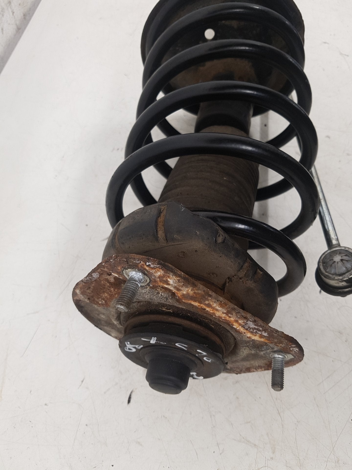2000 - 2007 Volvo XC70  Estate Right Front Shock Absorber 554046