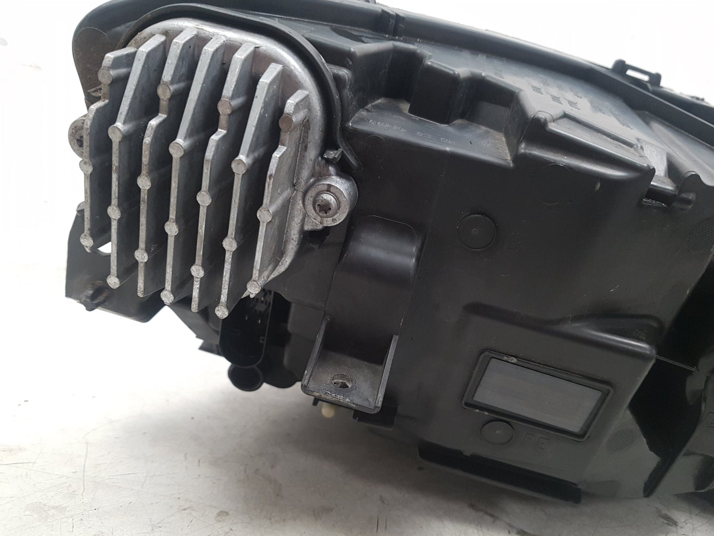 2017 - 2025 Volvo V90 235, 236 Estate Left Headlight