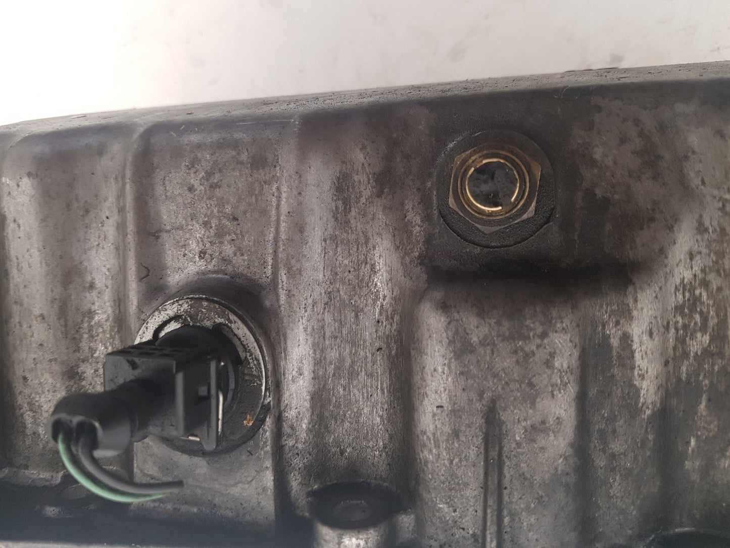 2008 - 2012 Saab 9-3  Convertible Oil Pan/Sump 90400247