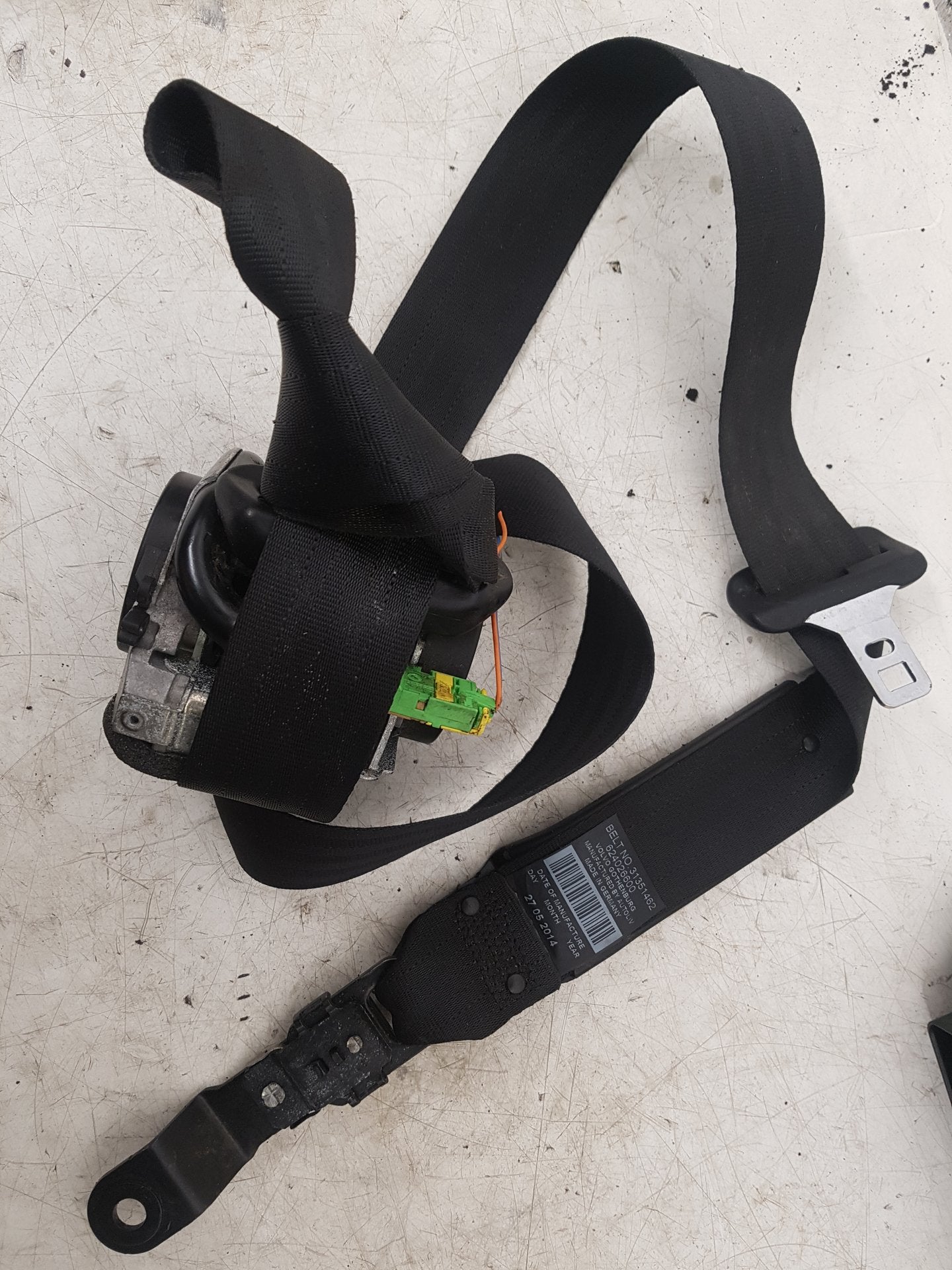 2011 - 2014 Volvo XC90  Estate SEAT BELT - PASSENGER 2ND ROW 31351462