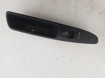 2000 - 2004 Volvo V40  Estate Left Front Window Switch 30638704