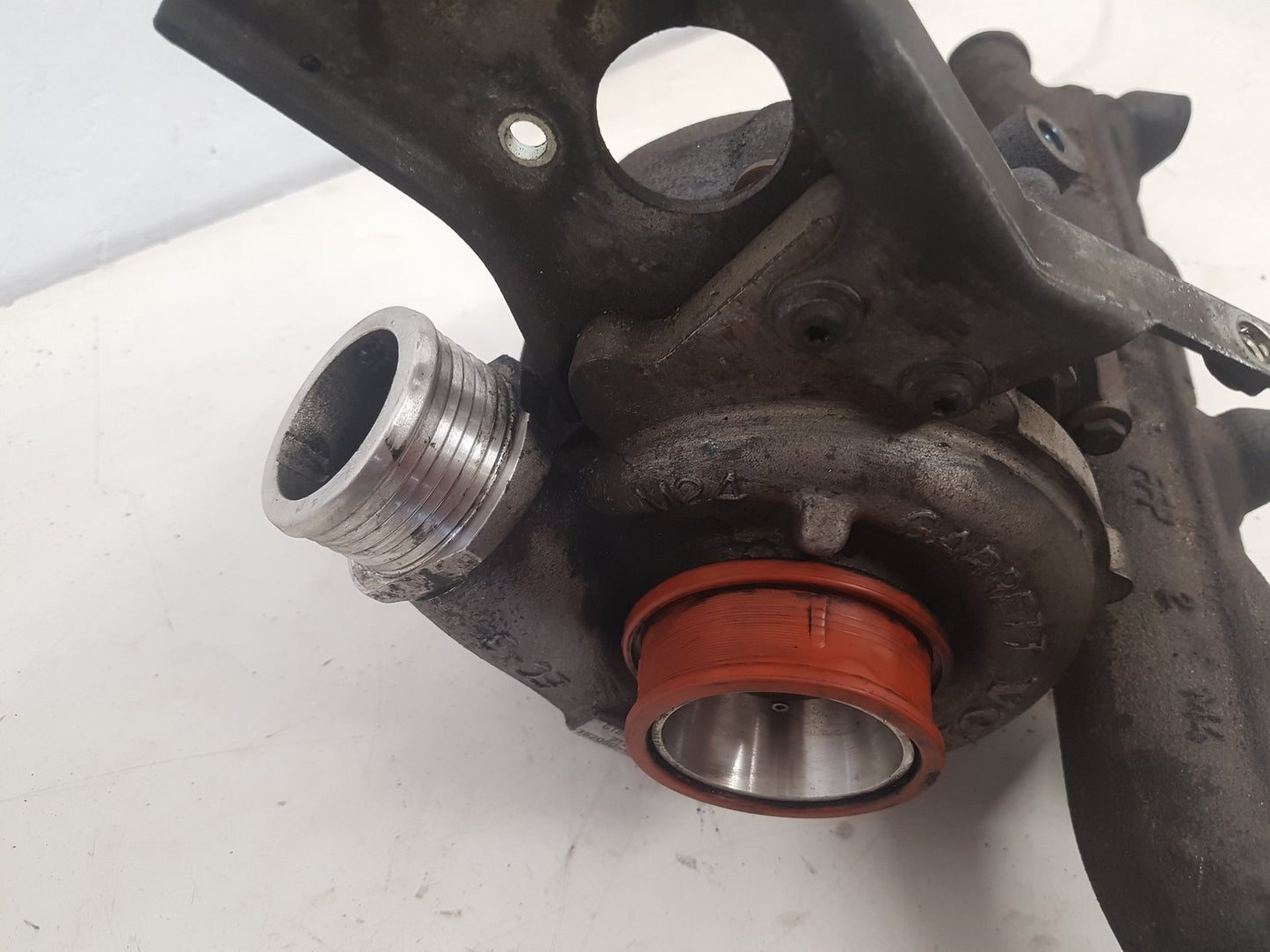 2007 - 2013 Volvo C70  Convertible Turbo Exhaust Manifold 31219697